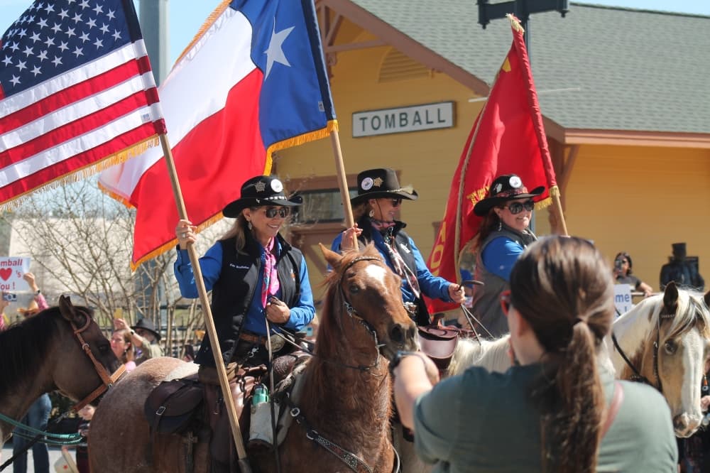 Sam Houston Trail Riders trot through Tomball on way to Houston Livestock Show and Rodeo