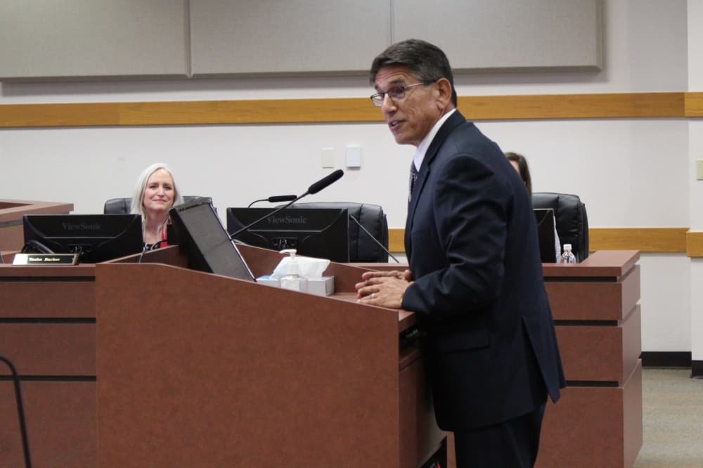 Lake Travis ISD names Steve Flores as interim superintendent, begins superintendent search