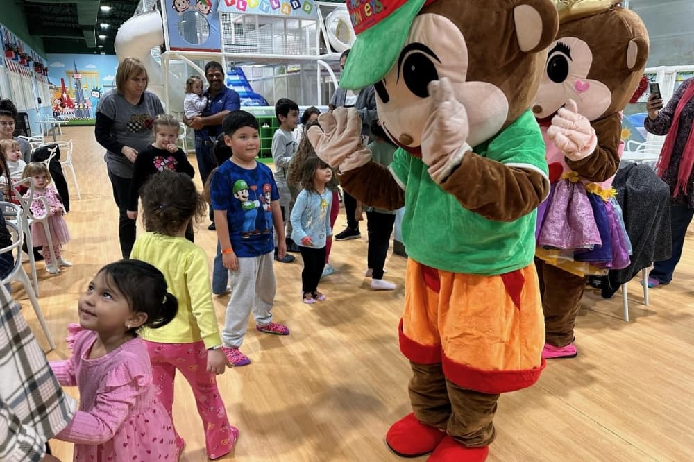 Cheeky Monkeys opens indoor play venue near Fulshear