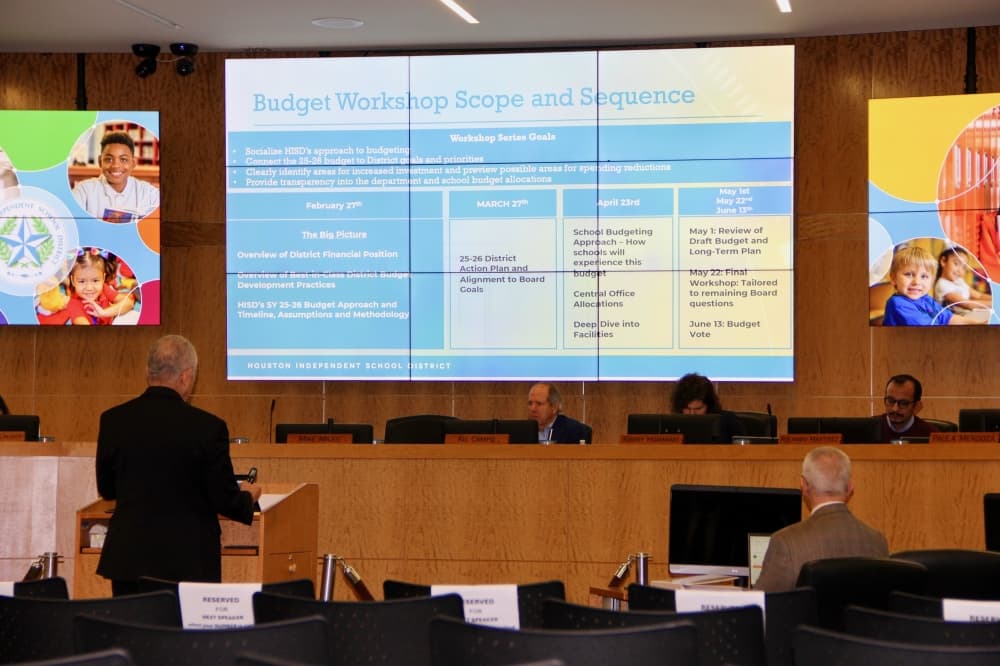 Early Houston ISD projections show district moving closer to a balanced budget