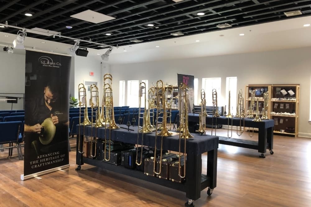 Houghton Horns opens 2nd location in Keller
