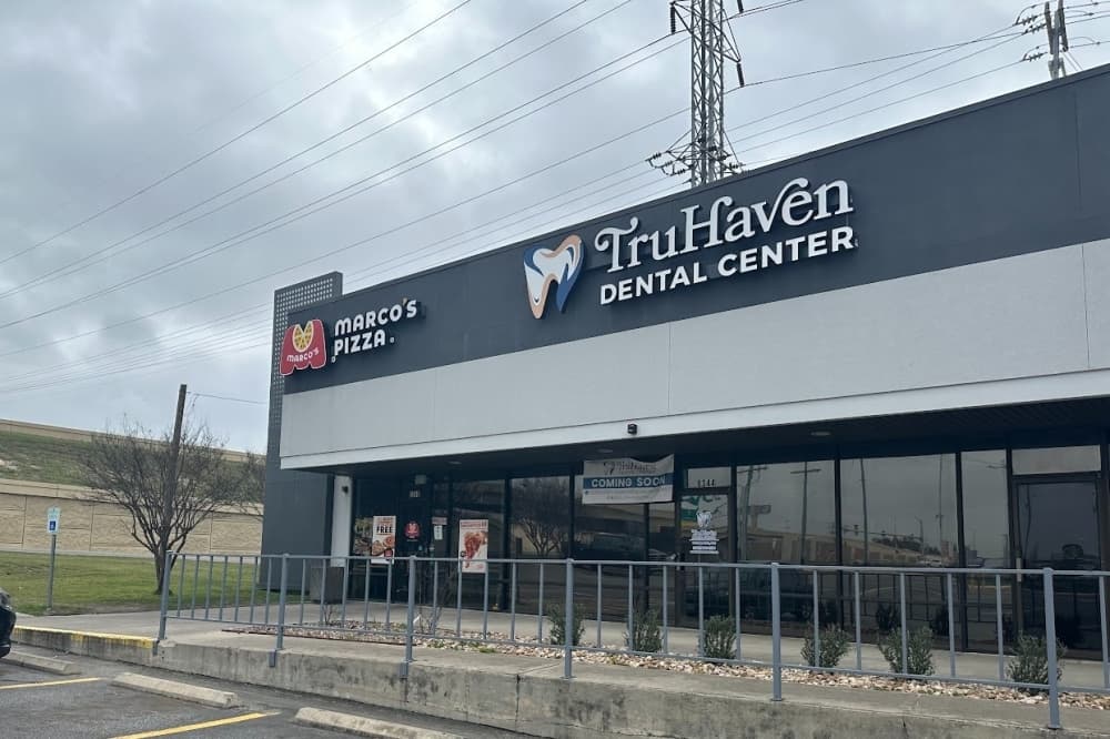 Locally owned dental practice opens in Live Oak