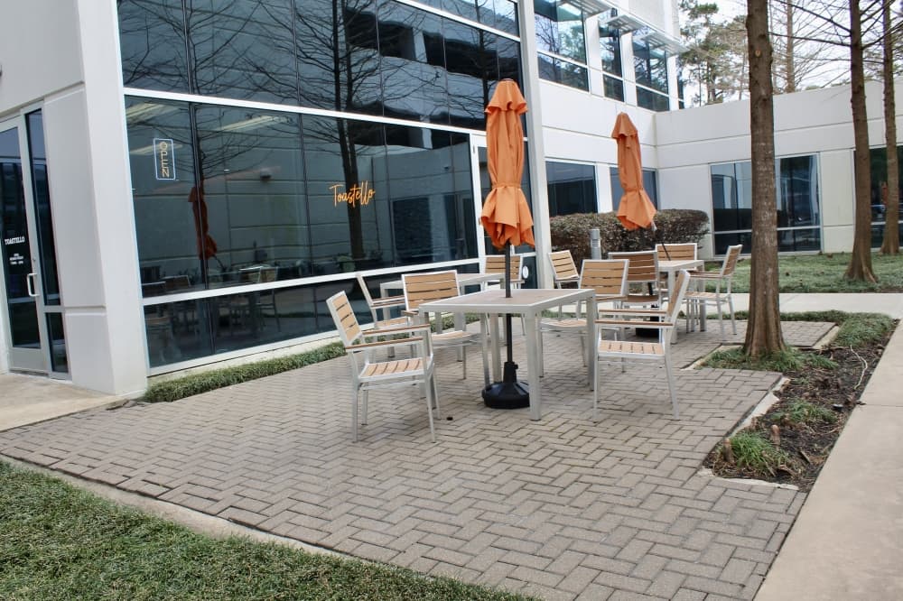 Toastello is located within an office building in The Woodlands. (Jovanna Aguilar/Community Impact)