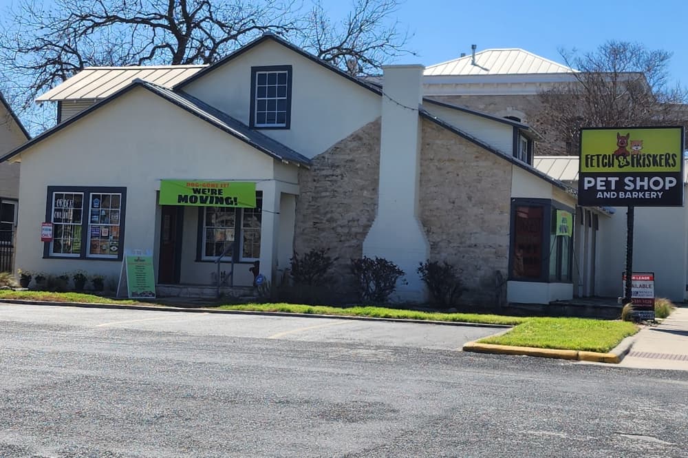 Fetch & Friskers to consolidate Boerne location