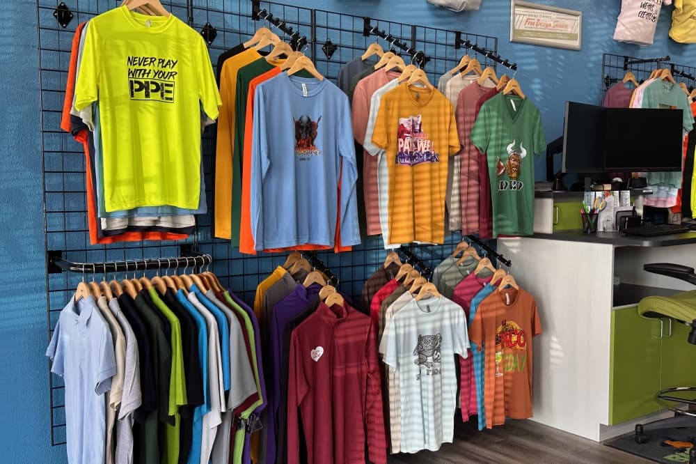 Big Frog Custom T-Shirts & More now open in Flower Mound