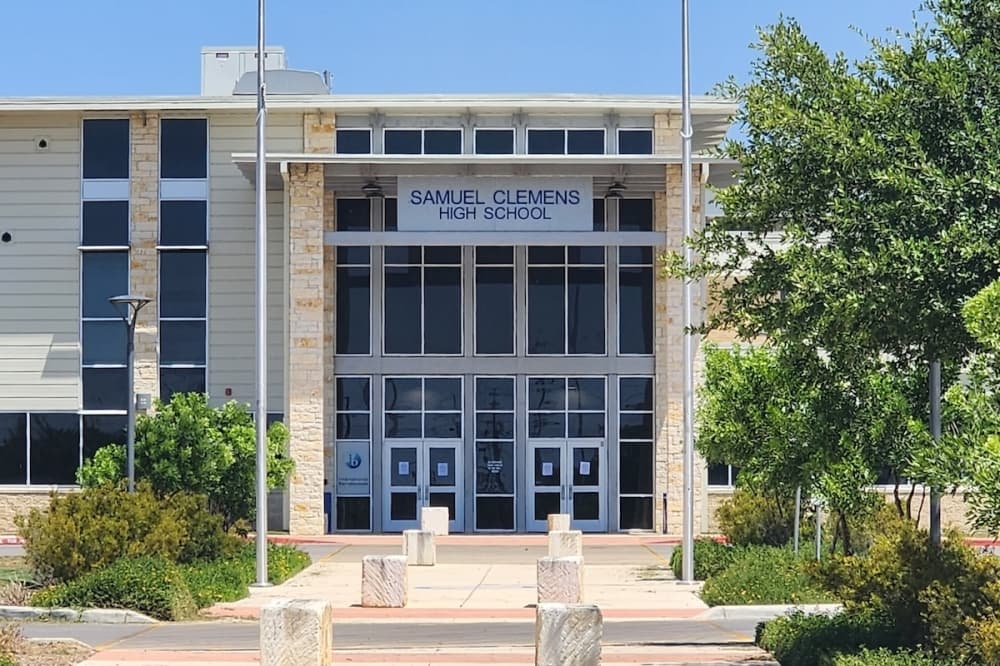 SCUCISD fine arts department talks needs for band, theater programs