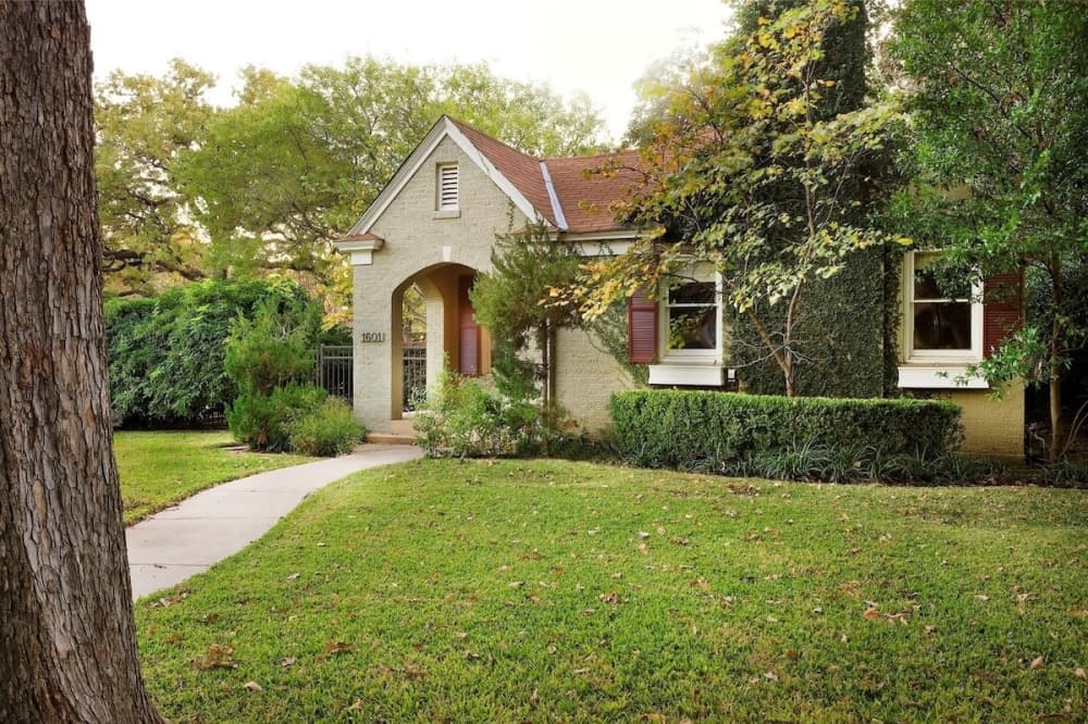 Some Central Austin homes spend over 100 days on market in February