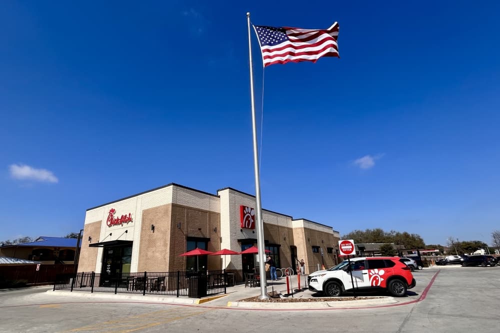 Chick-fil-a in San Marcos under renovation