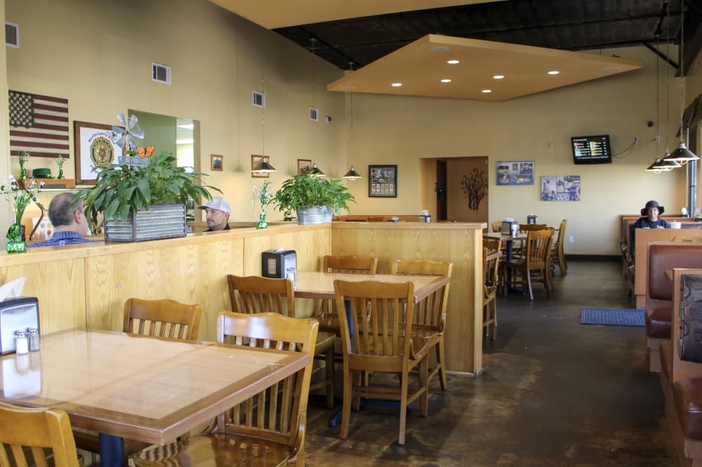 Pecan St. Station Deli & Grill embodies charm of casual dining in Pflugerville