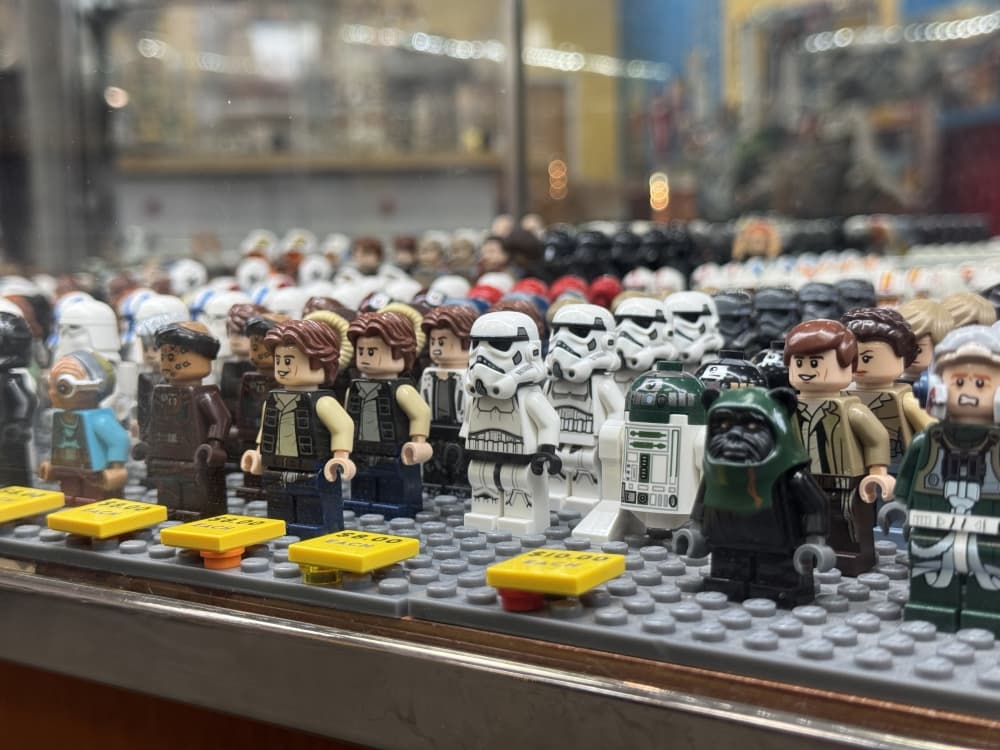 Bricks & Minifigs helps LEGO fans find their missing piece