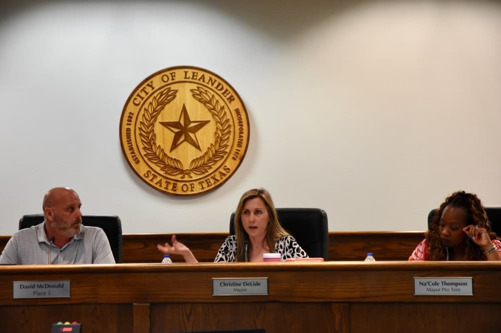 Leander approves $736K to pave East Street, add utilities