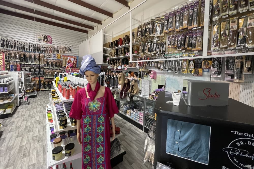 Hippo Beauty Supply opens doors in Hutto