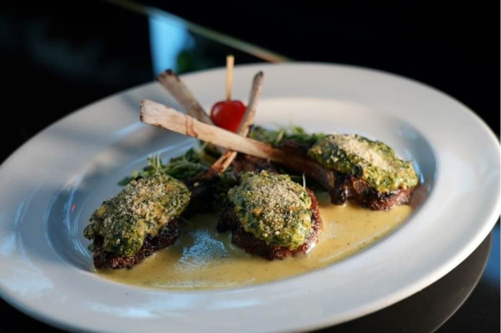 Confessions Restaurant & Lounge to open soon in Upper Kirby