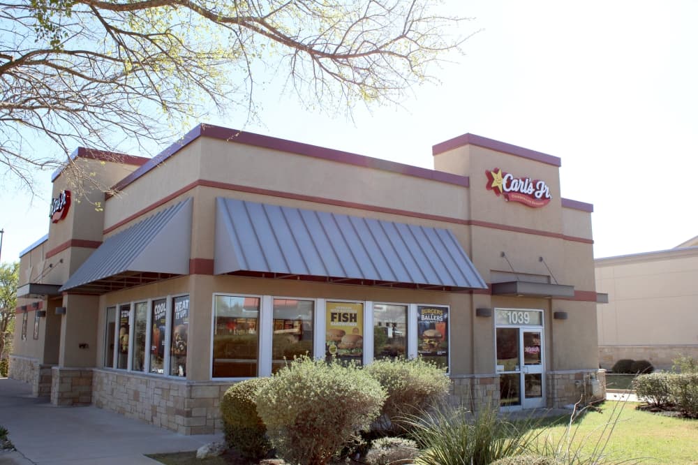 Georgetown's Carl’s Jr. closing in April