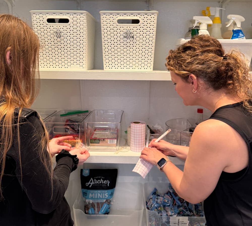 Volunteers labeling containers