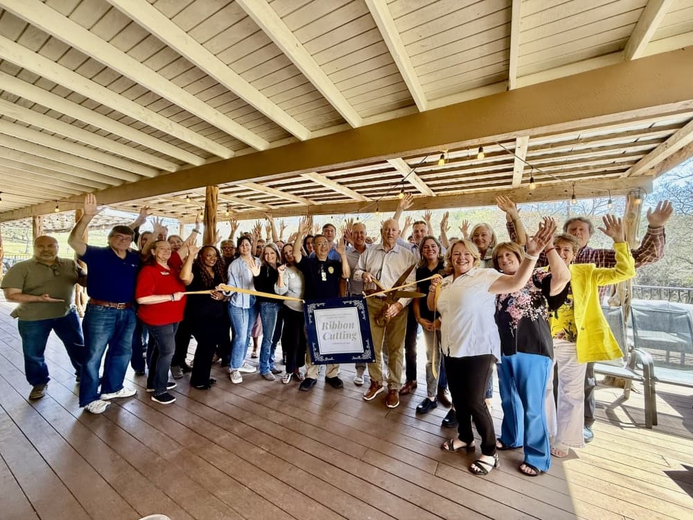 Cork & Barrel Pub opens at Leander’s Crystal Falls Golf Club 