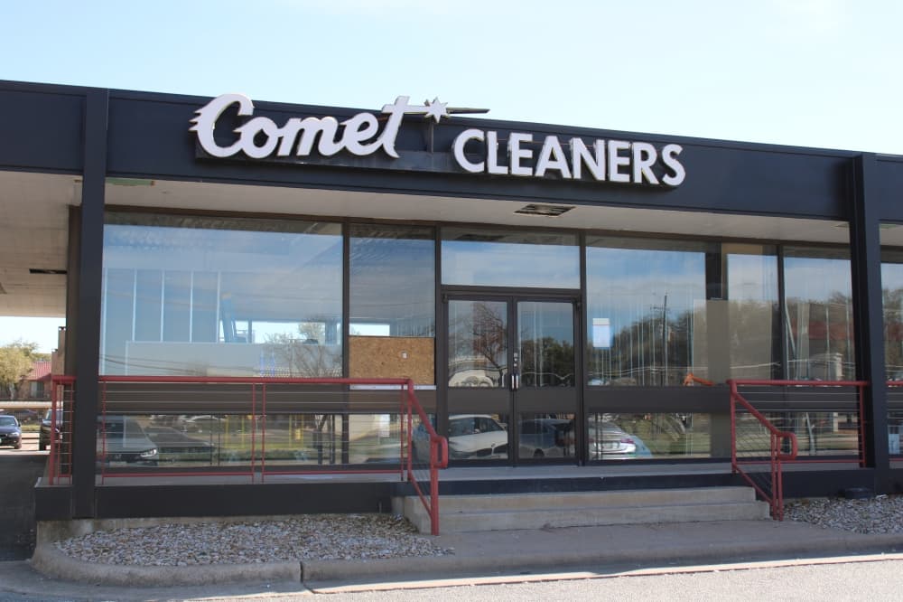 Comet Cleaners closes in Richardson