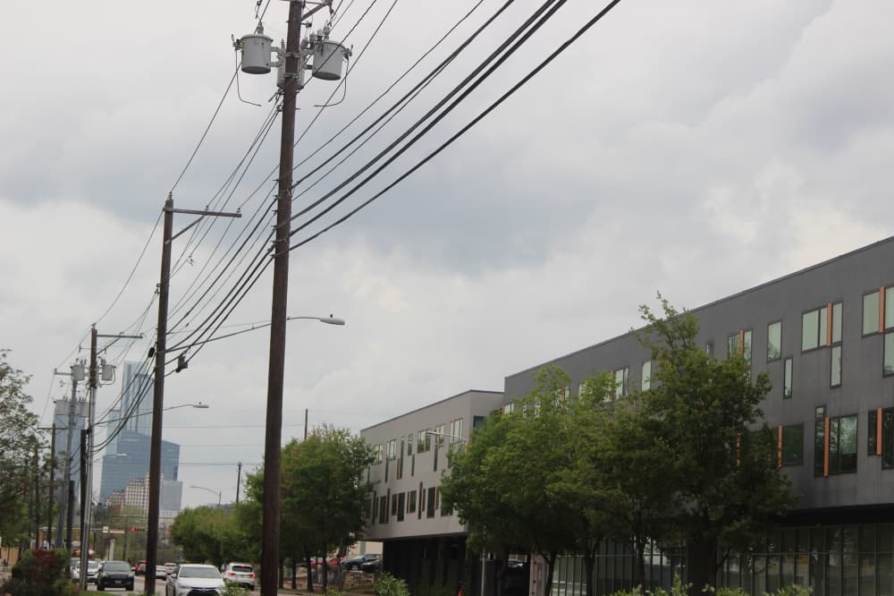 Austin Energy considers burying miles of power lines to reduce outages, maintenance