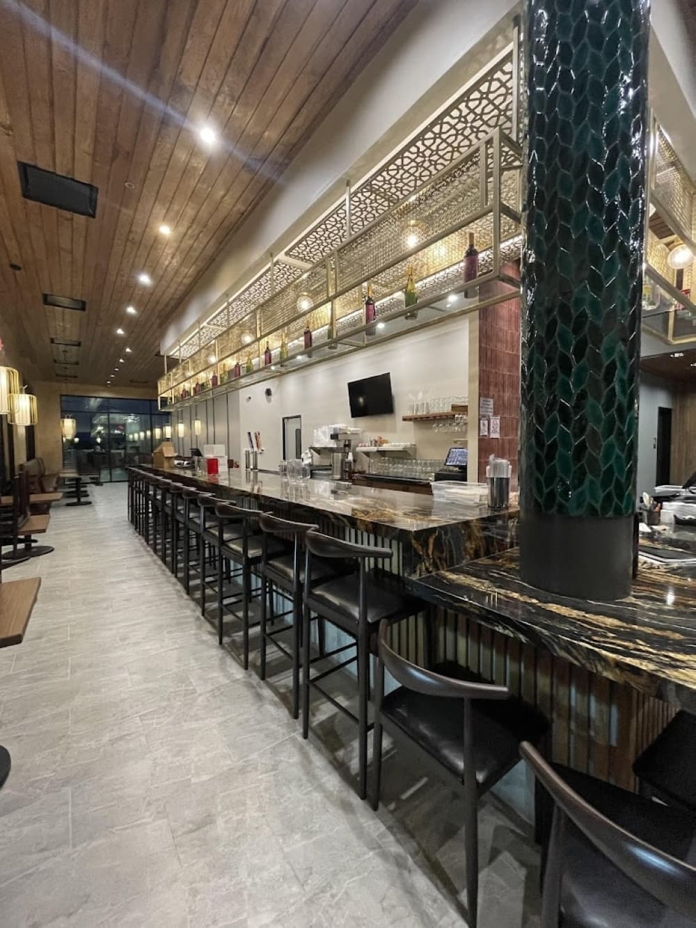 An image o the bar area at the restaurant. 