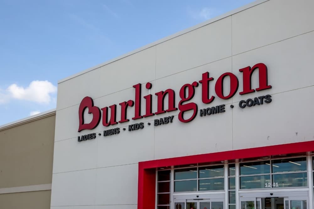 Burlington opens its doors in Willis