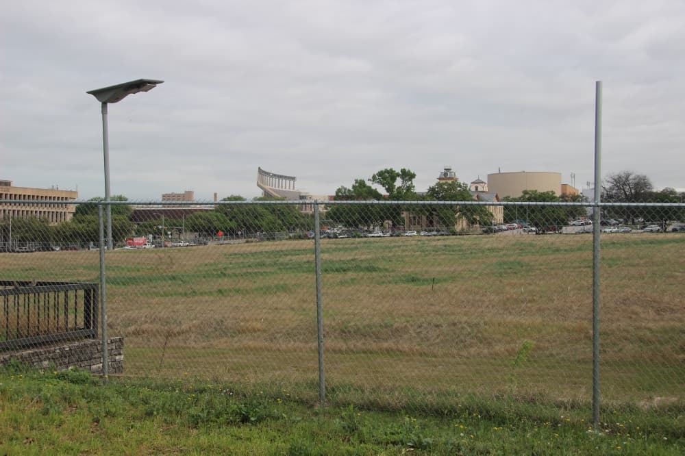 Bills would remove restrictions on site of 'world-class' UT medical complex in downtown Austin