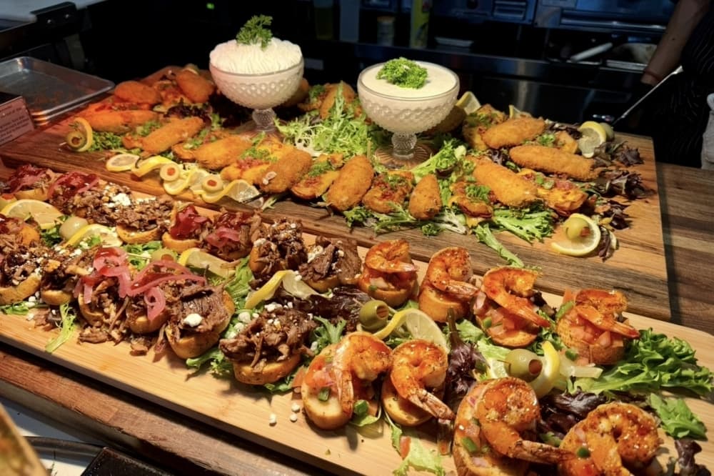 Pirate’s Paradise Grub ‘N’ Grog honors owner's late son with family-friendly atmosphere