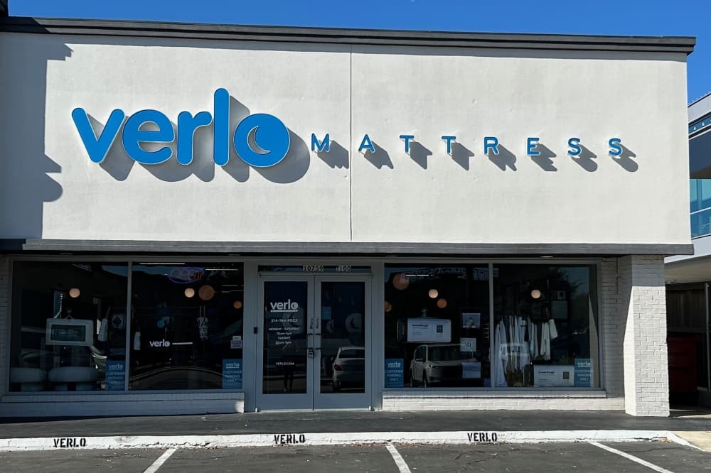 Verlo Mattress store exterior in Dallas