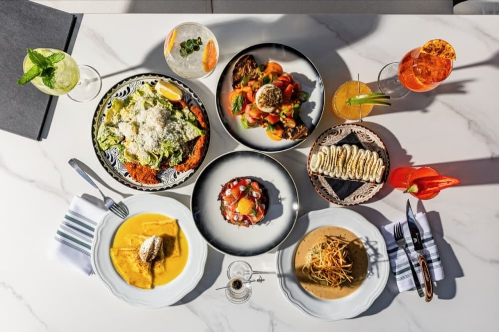 A photo of brunch food.
