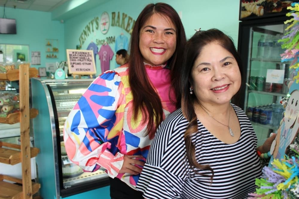 Jenny's Bakery folds into the fabric of Friendswood, Nassau Bay