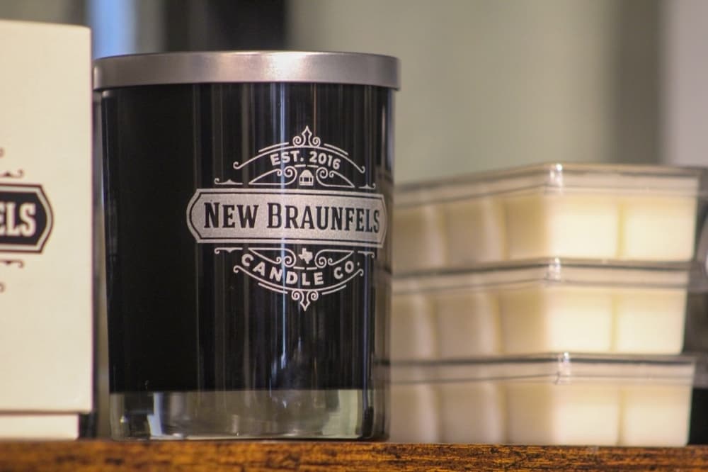 New Braunfels Candle & Crystal Co. sells various scented candles. (Amira Van Leeuwen/Community Impact)