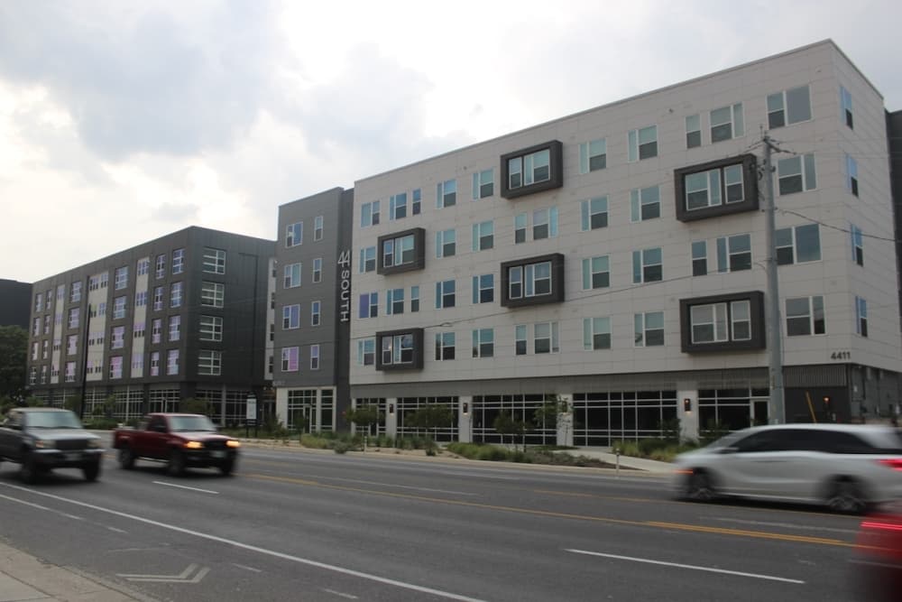 New Austin program to combat homelessness by filling vacant apartments