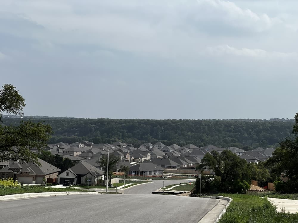 homes in the neighborhood from a distance 