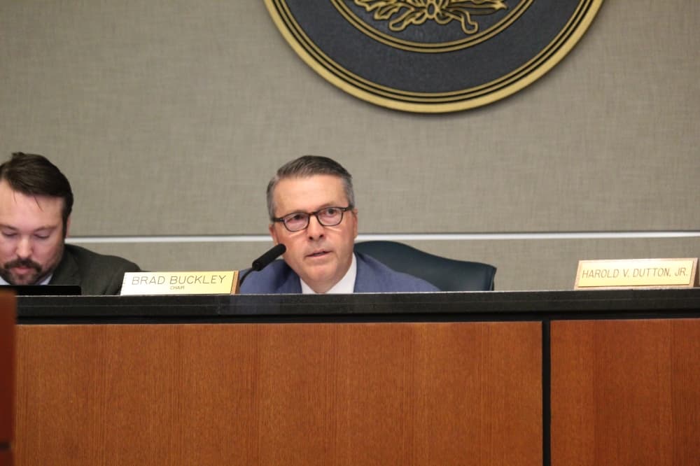 $1B education savings account, $7.7B school funding proposals advance to Texas House