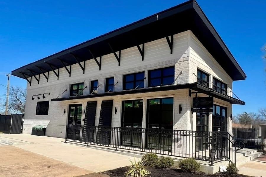Movement Yoga & Sculpt moves down Oak Street in Roanoke