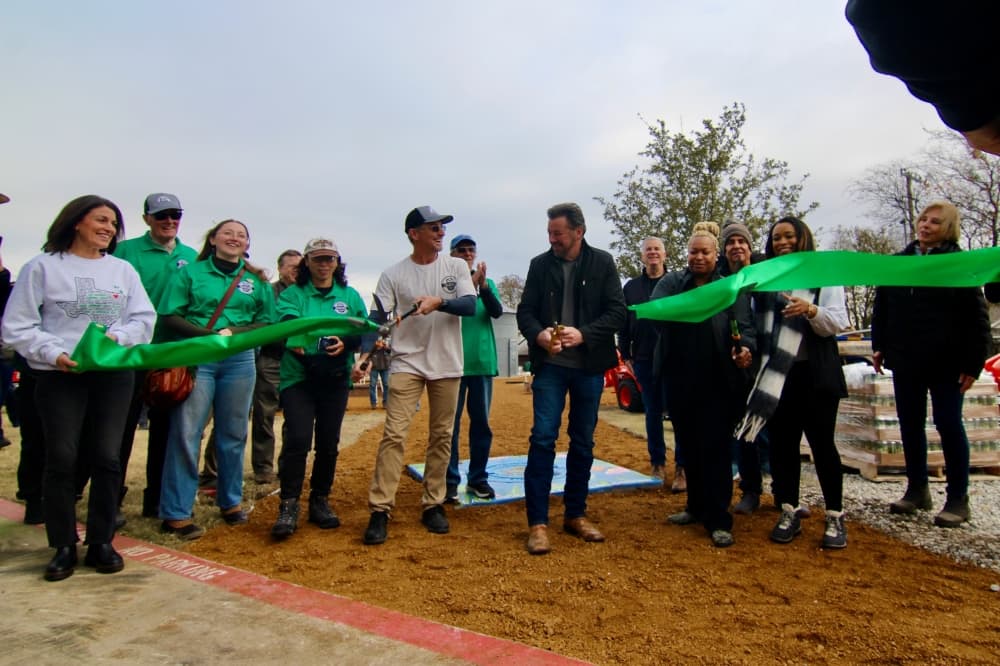 McKinney Mayor George Fuller at a ribbon cutting