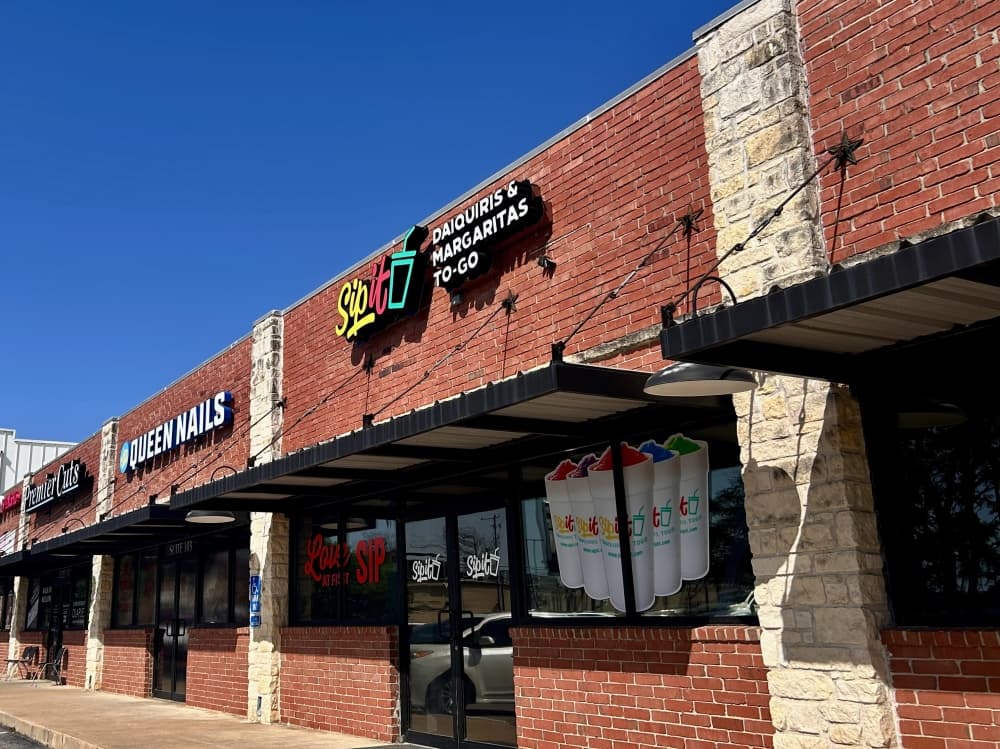 SipIt to-go daiquiris and margarita shop opens in San Marcos