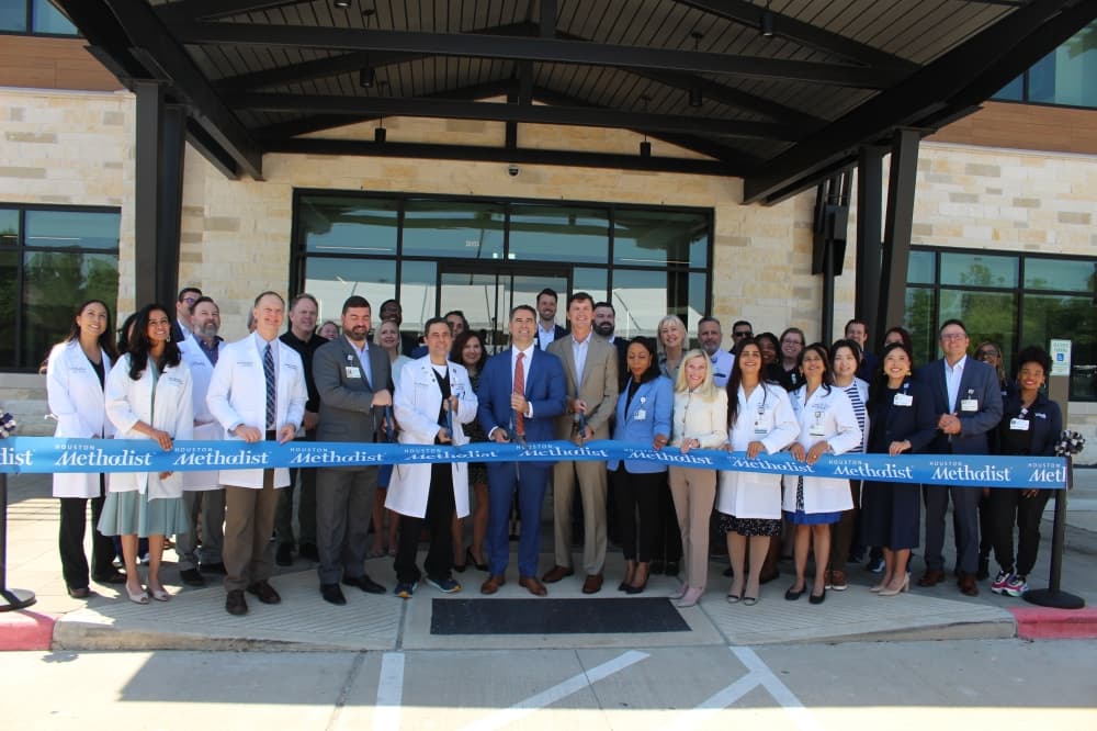 Houston Methodist unveils new comprehensive care center in Creekside Park