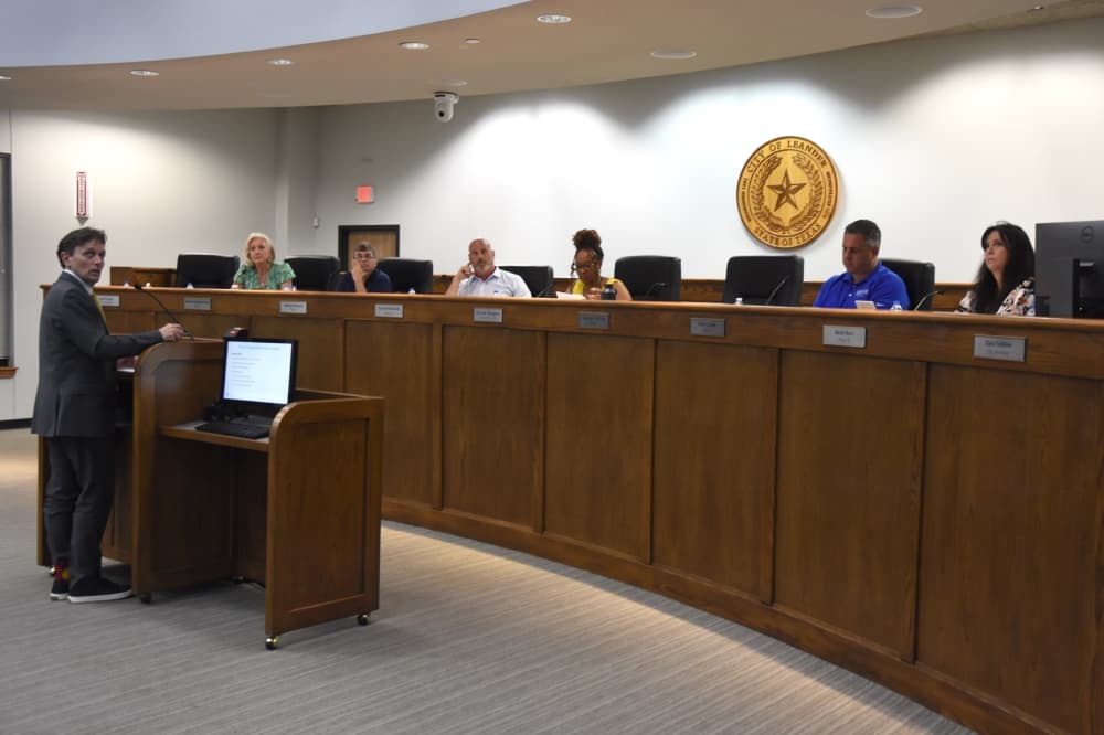 Leander to apply for $800K mobile command bus grant