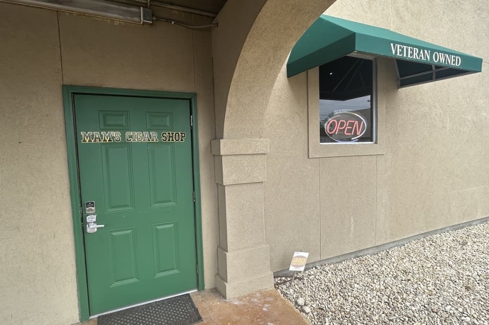 Mam's Cigar Shop celebrates 10 years in Universal City