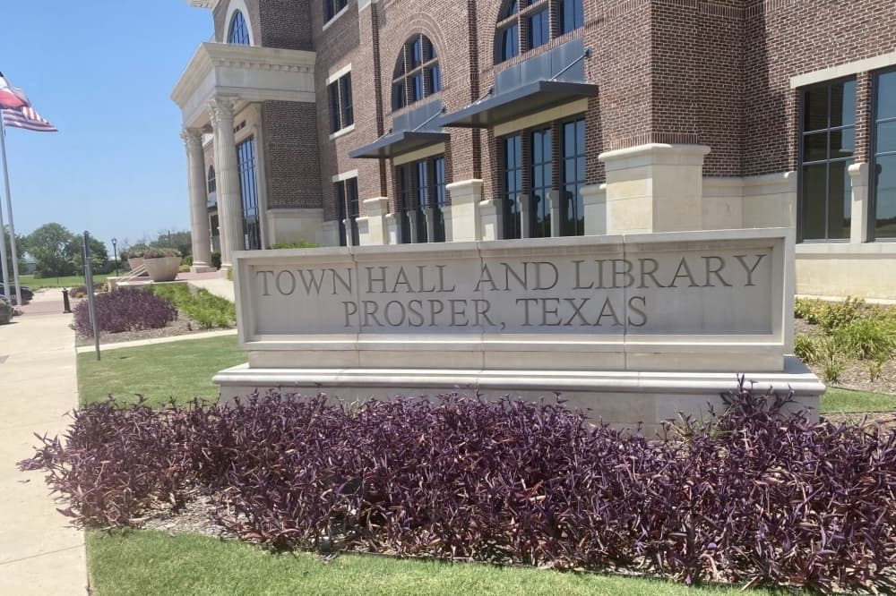 Temporary modular buildings approved ahead of new public works Center in 2026