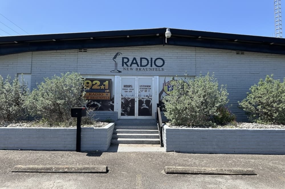 Independently-owned radio station celebrates 75 years of broadcasting in New Braunfels