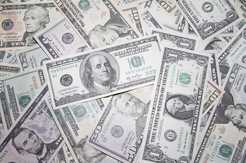 Huntington Bancshares acquires Cadence Bank