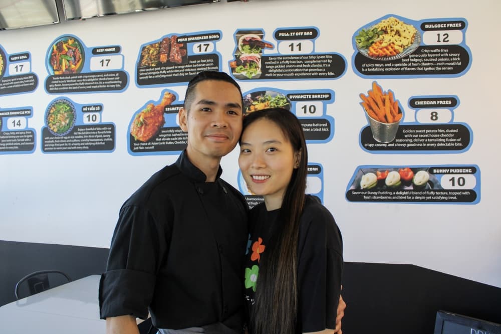 An image of the owners of the restaurant. 
