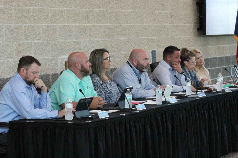 New Caney ISD approves $1K bonuses for returning full-time employees