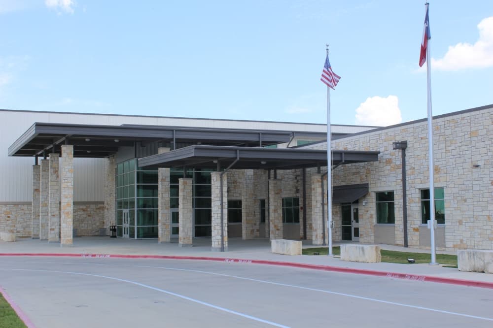 Liberty Hill ISD middle school to add portables as enrollment exceeds capacity