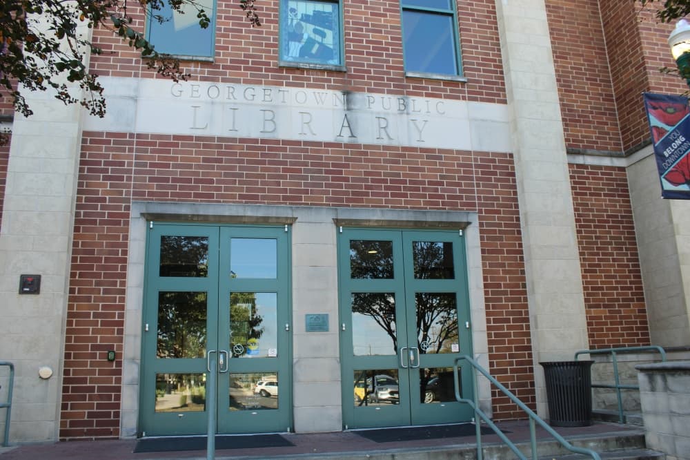 Georgetown officials consider short-term library upgrades, 10-15-year renovation time frame