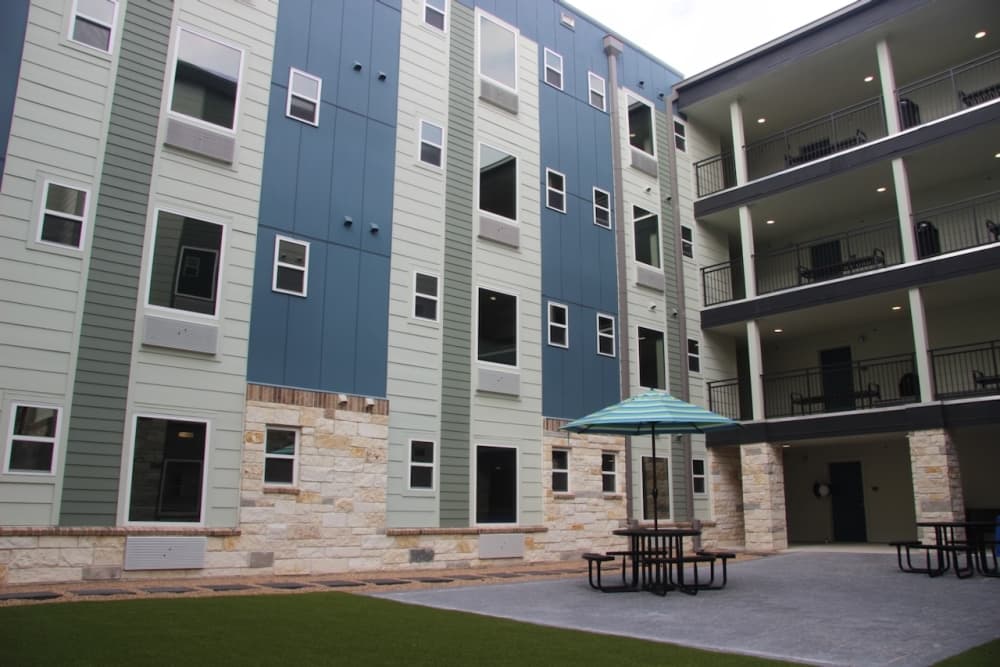 Cady Lofts courtyard
