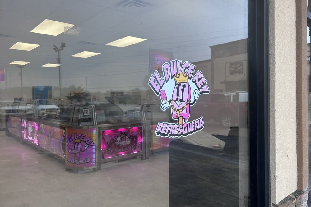 New refresqueria now open near Pearland area