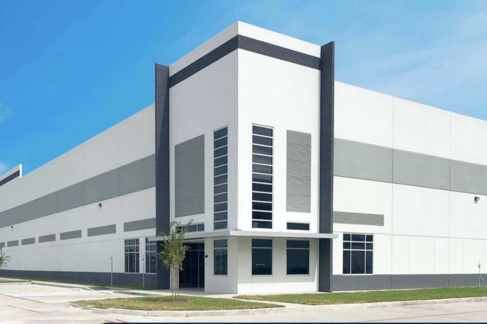 Clay Development breaks ground on 538,000-square-foot industrial project in Mustang Ridge