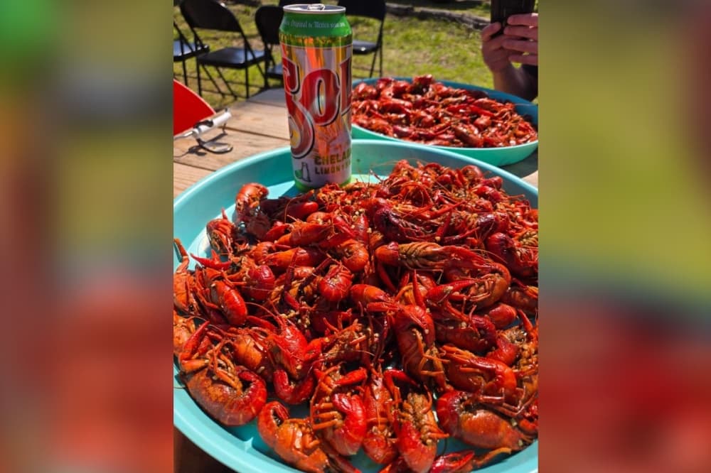 Crawfish KRAK House moves to West Bastrop